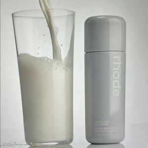 NWT RHODE Glazing Milk Skincare Prep